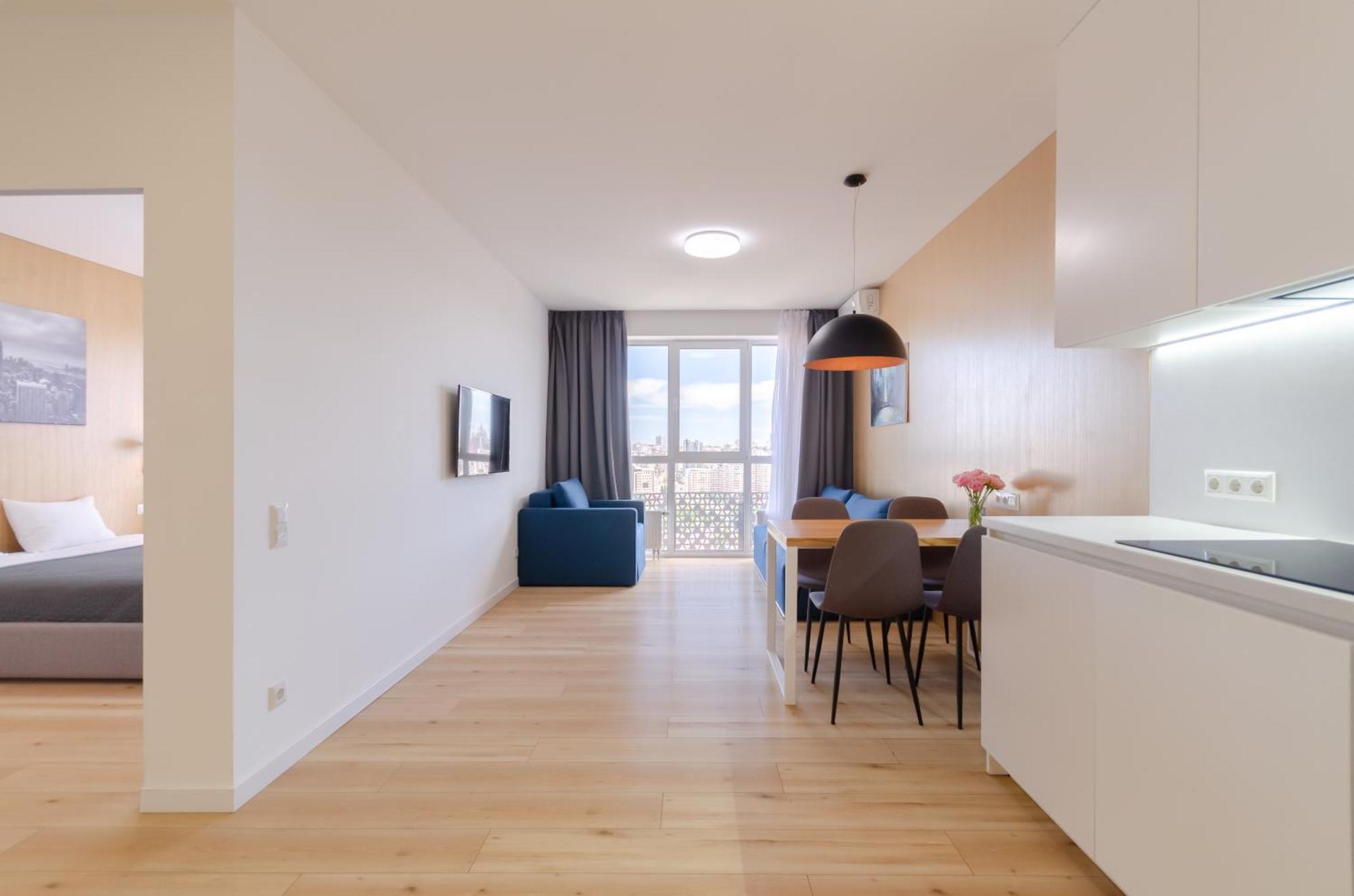 Petrovdom 205-206 Panoramic City View Apartments At Rc Kvartet, Central Railway Station Kiew Exterior foto