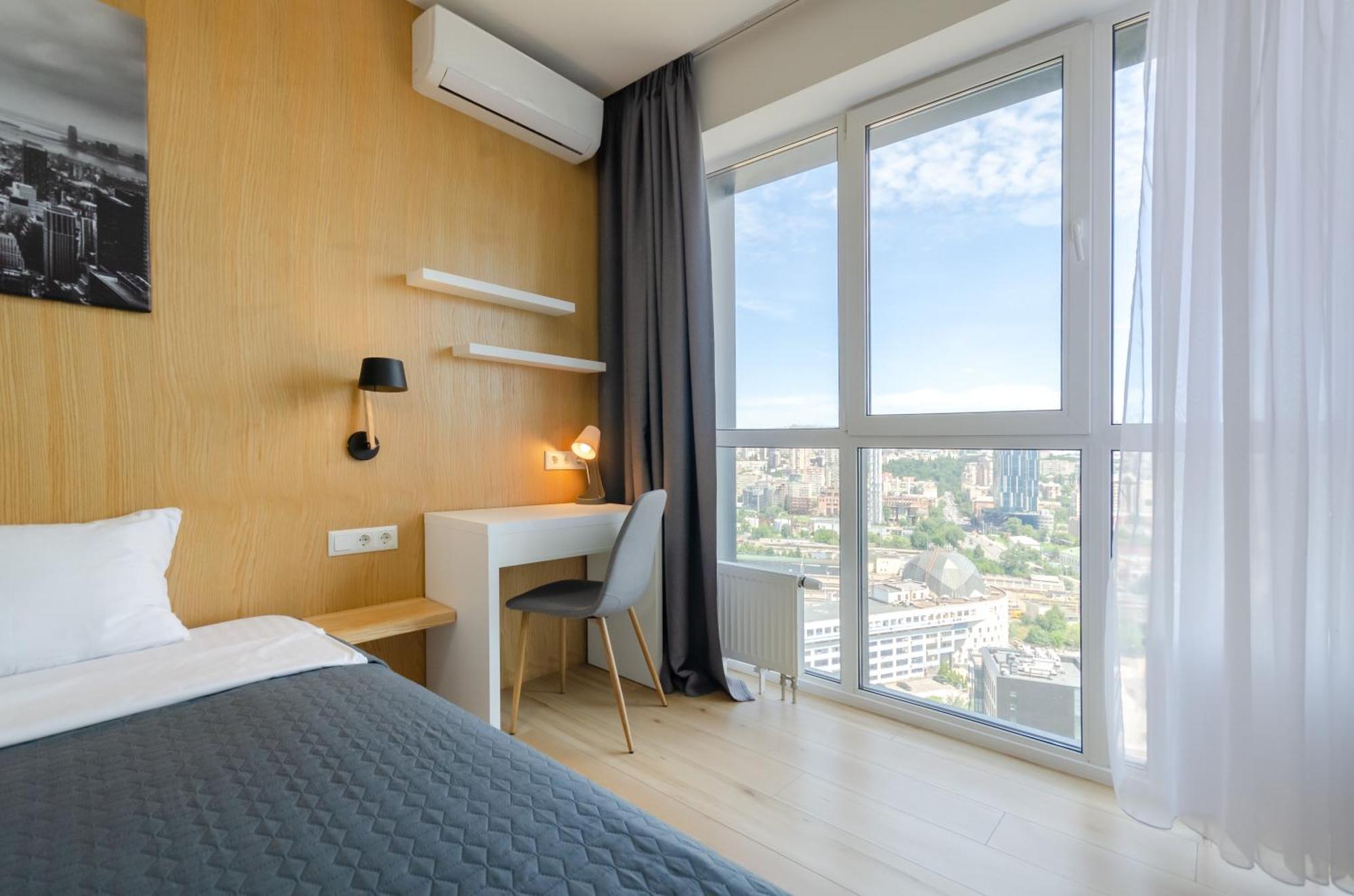 Petrovdom 205-206 Panoramic City View Apartments At Rc Kvartet, Central Railway Station Kiew Exterior foto